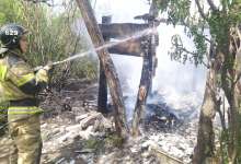 В Карталинском районе одновременно тушили два очага возгорания