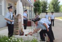 Карталинские полицейские почтили память погибших коллег